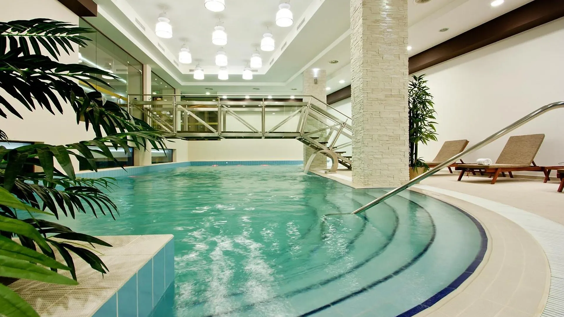 Earth & People Hotel & Spa - Free Parking Sofia