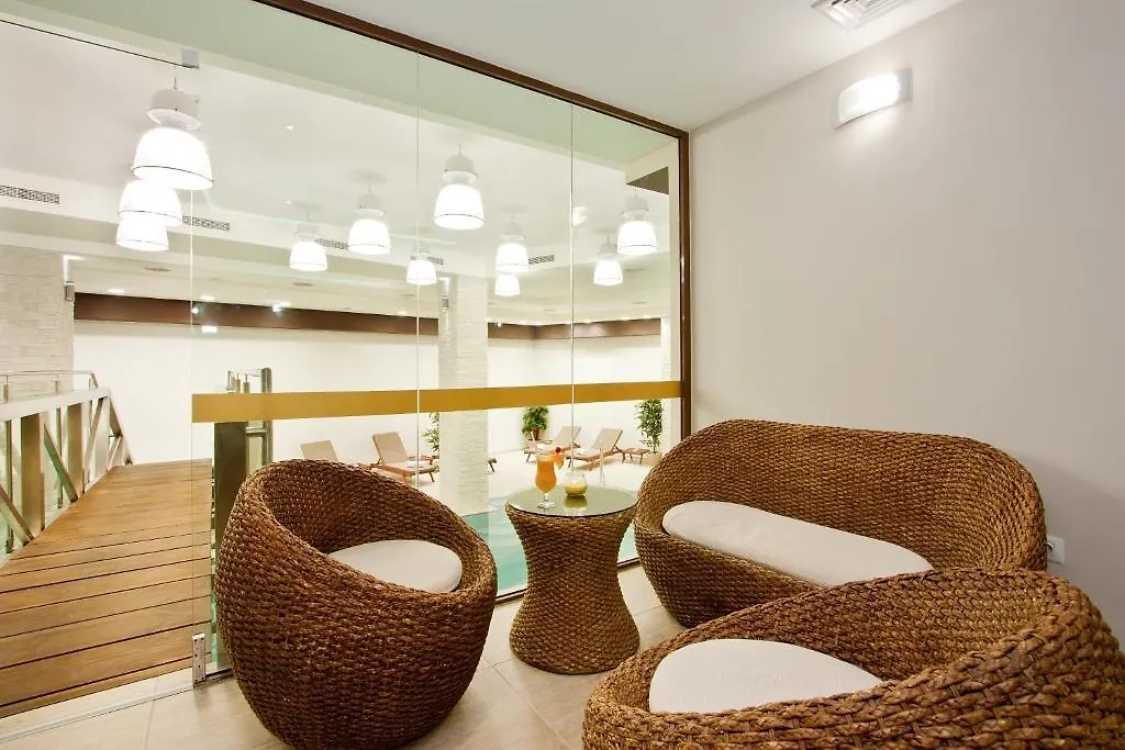 Earth & People Hotel & Spa - Free Parking Sofia